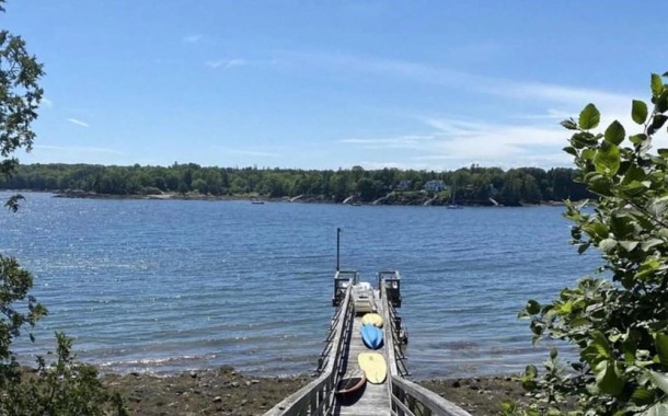 Aktyor 8 milyonluq malikanəni satışa çıxardı - FOTOLAR